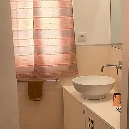Appartement Charming Santos W/ Patio