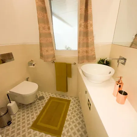 Apartment Charming Santos W/ Patio