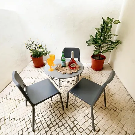 Apartment Charming Santos W/ Patio